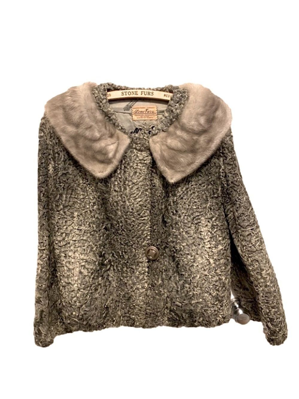 𝅺🕰VINTAGE 🇨🇦 Fur coat. Grey Persian lamb with mink collar.